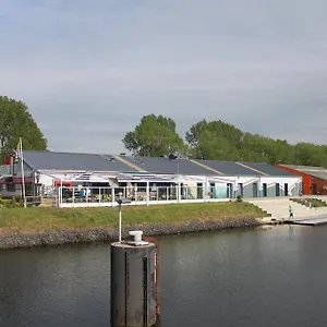 Herdersbrug Youth Hostal Brujas