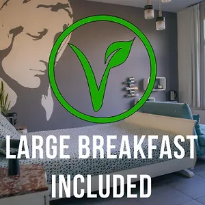 Plant Based Bed and breakfast Brujas
